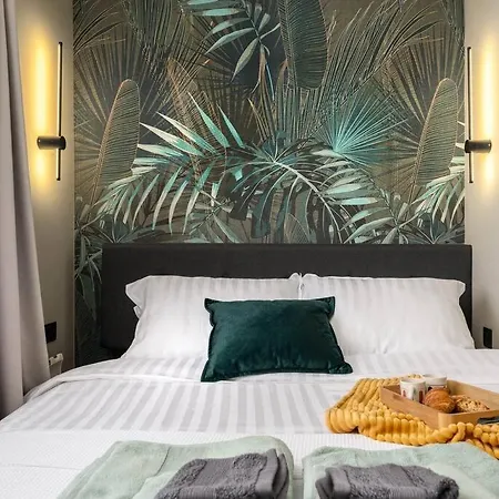 New! High-street Stylish Flat Apartment