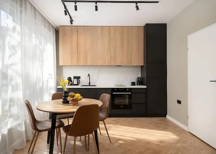 New! High-street Stylish Flat Apartamento