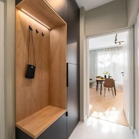 New! High-street Stylish Flat * صوفيا