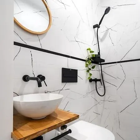 New! High-street Stylish Flat * صوفيا